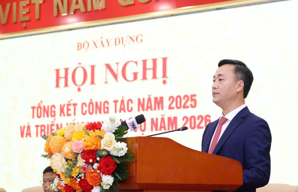 Thứ trưởng Bộ Xây dựng Nguyễn Việt Hùng
